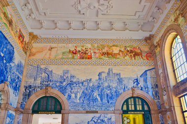 Portekiz, Porto 'daki Sao Bento tren istasyonunun içi..