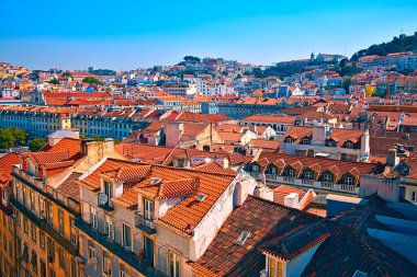 Santa Justa asansöründen Lizbon 'un hava görüntüsü..