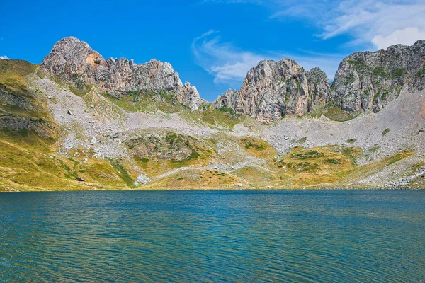 Acherito Lake Aragonese Pyrenees Huesca Španělsko — Stock fotografie