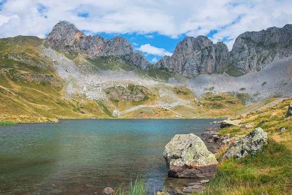 Acherito Gölü Aragonese Pireneleri Huesca Spanya — Stok fotoğraf