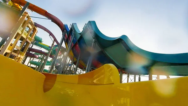 Water Color Attraction Slide Water Splashes Outdoor Water Park — Stock Photo, Image