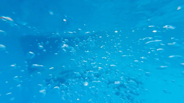 気泡プール水公園から水中写真 — ストック写真