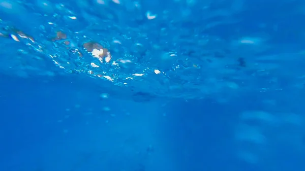 Foto Bajo Agua Del Agua Piscina Parque Con Burbujas — Foto de Stock