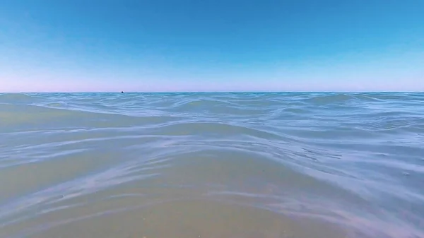 Suya Yakın Heyecan Verici Deniz Görünümü — Stok fotoğraf