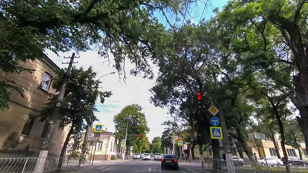 Simferopol Kırım Haziran 2018 Simferopol Şehrinin Fotoğrafı Yazın Sokaklardadır — Stok fotoğraf