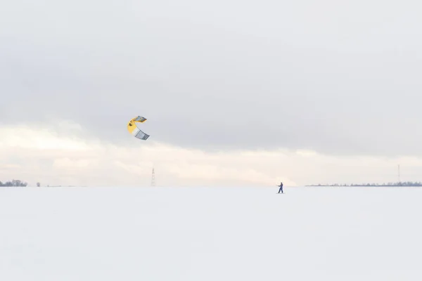Koporye Lomonosov Dzielnicy Leningrad Region Rosji Stycznia 2019 Kiteboarding Nartach — Zdjęcie stockowe