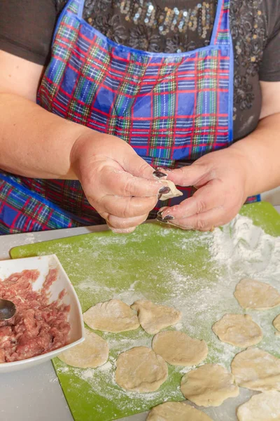 Modeling Cooking Homemade Dumplings Woman Chef Home — Stock Photo, Image