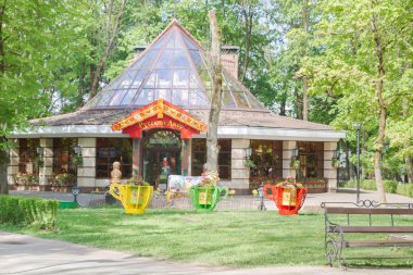 Smolensk güneşli bir bahar.