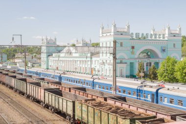 Smolensk güneşli bir bahar.