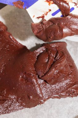 Hazırlanan hamur tatlı çikolata kek pişirme önce için