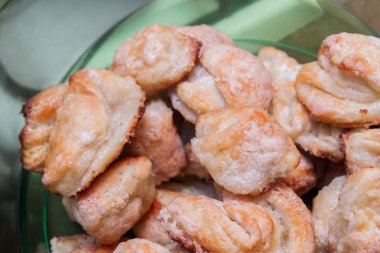 Hazır köy peyniri bisküvi şeker serpilir bir 