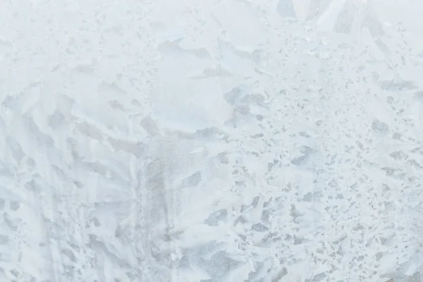 Patrones helados en una caja de hielo congelada por la mañana temprano — Foto de Stock