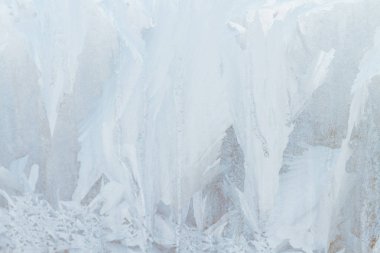 Sabahın erken saatlerinde bir donmuş buz soğuk desenleri kutu