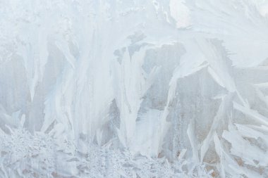 Sabahın erken saatlerinde bir donmuş buz soğuk desenleri kutu