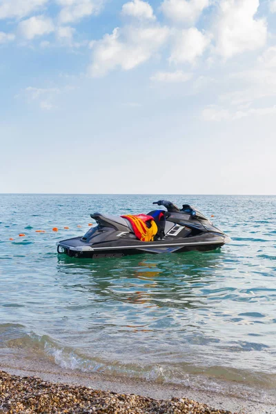 Jet ski sur la mer Noire en été — Photo