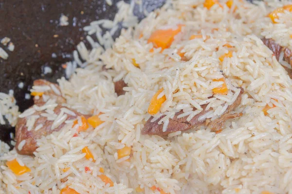 Cozinhar Pilaf Caldeirão Grelha Lado Fora Verão — Fotografia de Stock