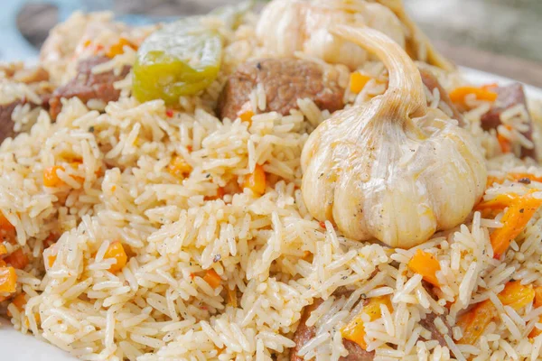 Kochen Pilaf Kessel Auf Dem Grill Draußen Sommer — Stockfoto