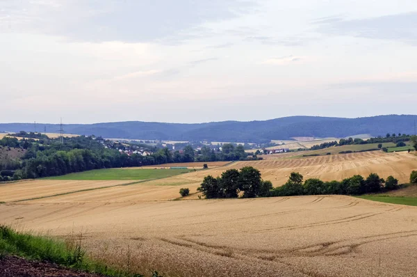 Uma bela paisagem rural . — Fotografia de Stock