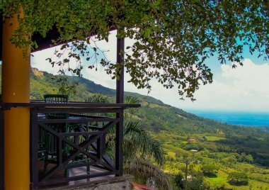 Terasından muhteşem manzarası