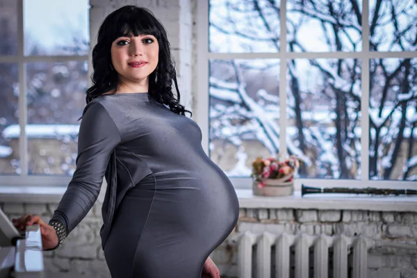 임신한 드레스 — 스톡 사진
