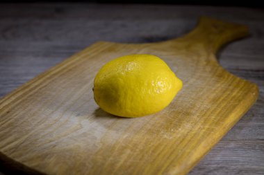 limon ahşap kesme tahtası.