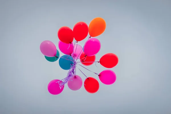 Balloons in the blue sky — Stock Photo, Image