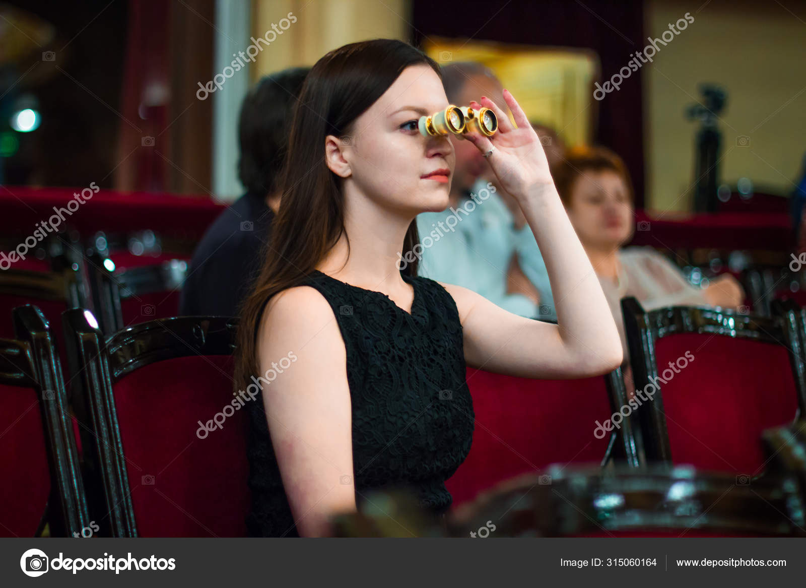Theatre binoculars hotsell