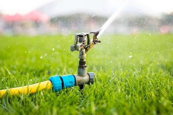 Garden Grass Watering Smart Garden Activated Full Automatic Sprinkler Irrigation — Stock Photo, Image