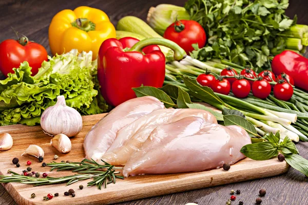 Carne Fresca Pollo Para Cocinar Con Verduras Especias Hierbas Primer —  Fotos de Stock