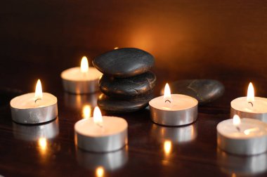 Sağlık spa mumlar yanan