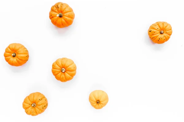 Narancs Tök Halloween Elszigetelt Fehér Háttérrel Lapos Fekvés Csúcskilátás Őszi — Stock Fotó