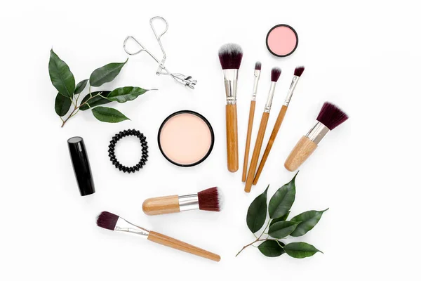 Professional decorative cosmetics, makeup tools on white background. Flat composition beauty, fashion. flat lay, top view — Stock Photo, Image