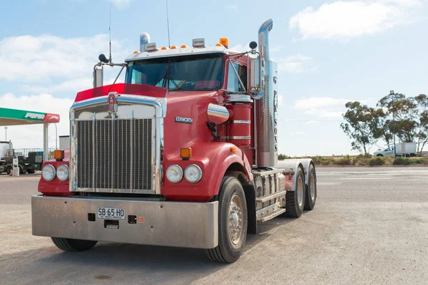 Port Augusta Australia Julio 2020 Australian Road Train Trucks Estación — Foto de Stock