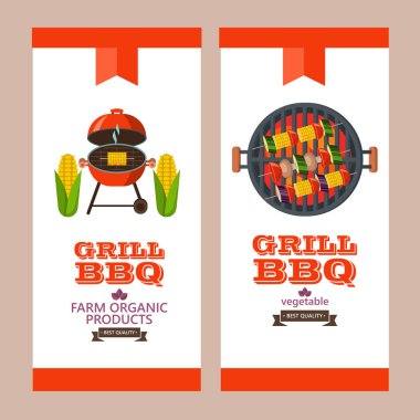  Izgarada mısır. Doğal tarım ürünleri. Izgara vejetaryen Kebap şişleri üzerinde. Mısır, mantar, kabak, patlıcan, domates. Vektör renkli resimde. Reklam flyer şablonu.