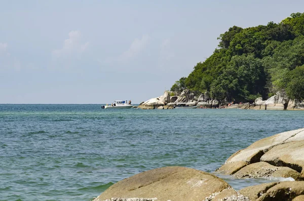 Idílico Paisaje Islas Tropicales Con Aguas Cristalinas Color Turquesa Fondo — Foto de Stock