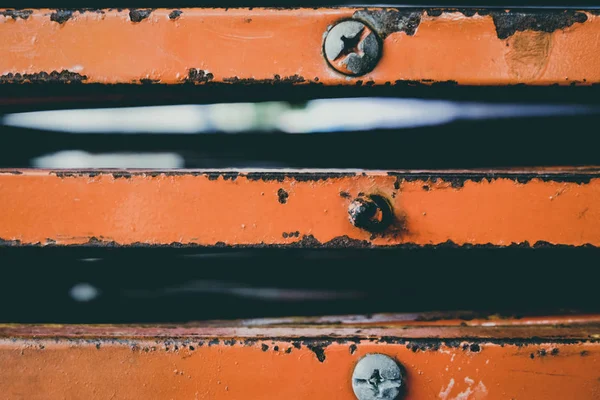 paslı Paslanmaz Masa ayakları background.faded etkisi ve seçici odak yığınlarının kadar kapalı