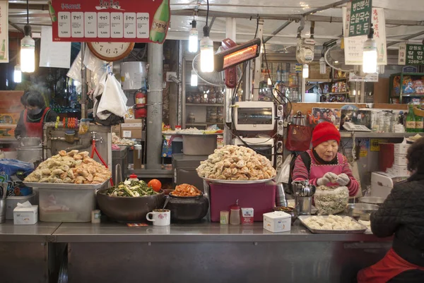 Seoul Zuid Korea Januari 2019 Eten Kraam Markt Van Gwangjiang — Stockfoto