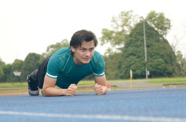 Germe ve bazı çalıştırmadan önce ısınma kadar olan sporcu
