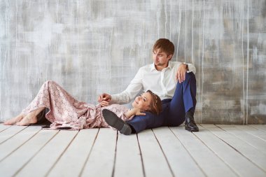 Gelin ve damat düğün gününde