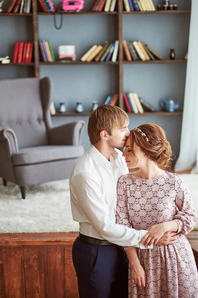 Gelin ve damat düğün gününde — Stok fotoğraf