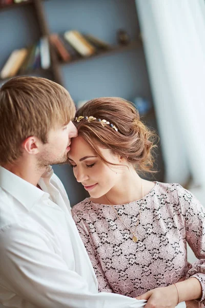 Sposa e sposo nel giorno del matrimonio — Foto Stock