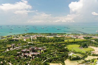 Üst kattan Marina Sands Hotel Gardens koy ve okyanus Singapur, Nisan 2018.Editorial.Horizontal görünümü tarafından Singapur-Nisan 2018.View.