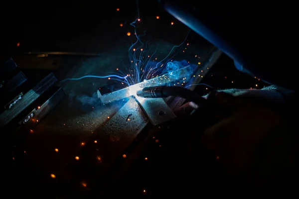 Welding work. Bright fire from hot metal. — Stock Photo, Image