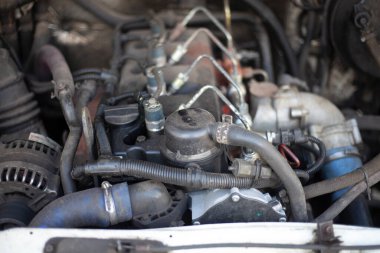 Araba motoru. Taşıma sırasında bozulma.