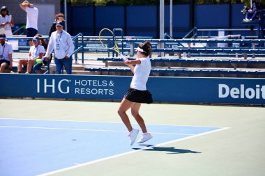 Sam Shnowske, Thalita Rodrigues 'e karşı 1. rauntta açık tenis 2025' te. 4 Eylül 2025, New York, ABD (niyi fote / theenews2)