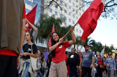 Porto Alegre (RS), 7 Eylül, 2025 Cities / Cry of the Exdiscded - 31. Harici Ağlama bu Pazar Rio Grande do Sul 'un başkentinde gerçekleşti. Etkinlik sosyal hareketleri, sendikaları bir araya getirdi. (Viyolonsel Oliver\ yeni2)  