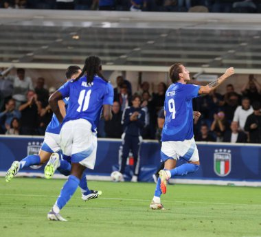 Bergamo (İtalya), 09 / 05 / 2025 - Dünya Kupası elemeleri / Avrupa / İtalya / Estonya - İtalya milli takımı ile Estonya milli takımı arasındaki maç. (Edson de souza 2nci bölüm))             
