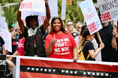 6 Eylül 2025, New York, ABD: New York başsavcısı Letitia James New York 'ta düzenlenen New York İşçi Bayramı geçit törenine katıldı. (niyi fote\ theenews2)    