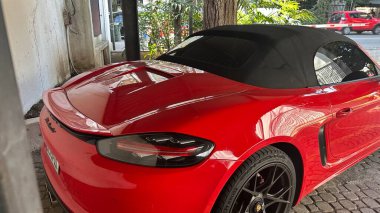 Sao Paulo (SP) - Kara Kedi olarak bilinen nüfuzlu kişi, kara para aklama ve kumarla ilgili bir operasyonda sivil polis tarafından başka bir arabaya el koydu. (oslaim brito\ the new 2color)  