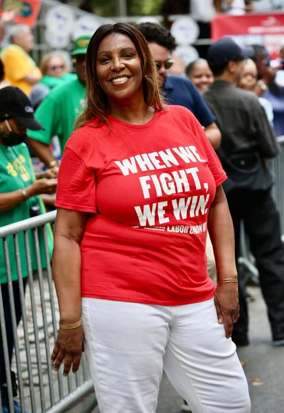 6 Eylül 2025, New York, ABD: New York başsavcısı Letitia James New York 'ta düzenlenen New York İşçi Bayramı geçit törenine katıldı. (niyi fote\ theenews2)    